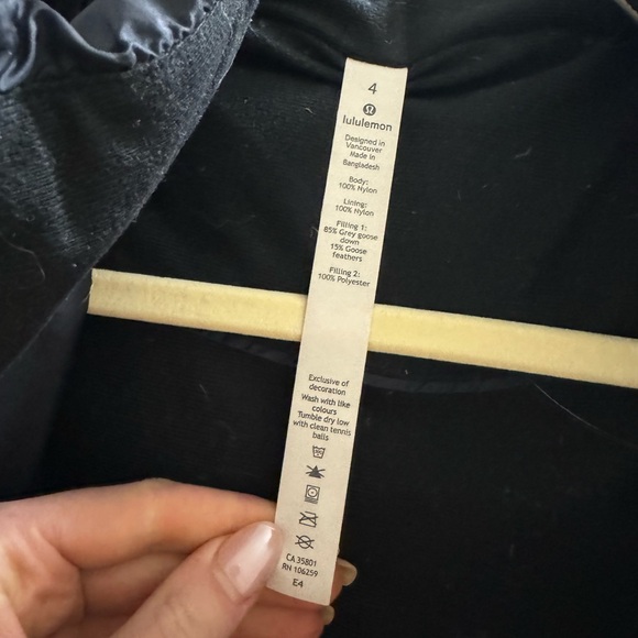 lululemon navy parka puffer jacket - Picture 5 of 9